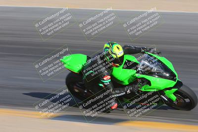 media/Dec-10-2023-SoCal Trackdays (Sun) [[0ce70f5433]]/Turn 10 Inside (140pm)/